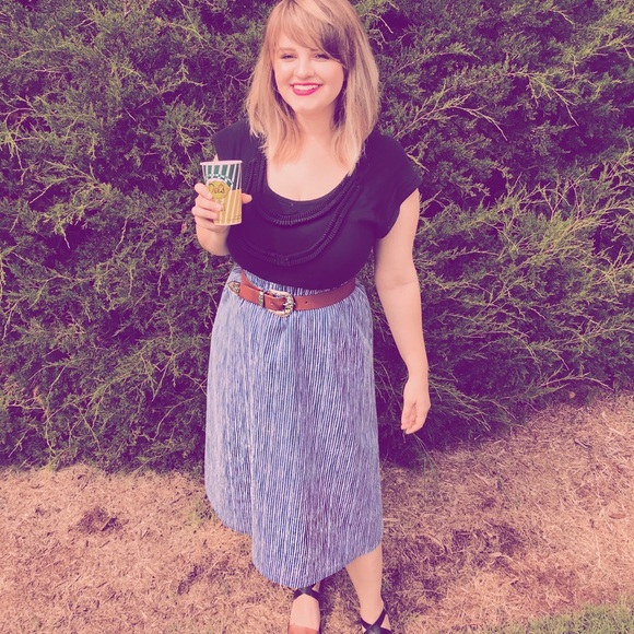 Meet your Posher, Chloe - Picture 7 of 7